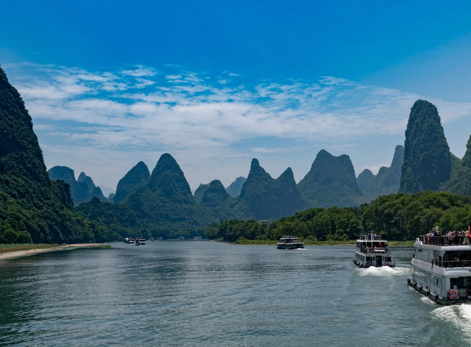 Karst peaks beside the Li River in Guilin